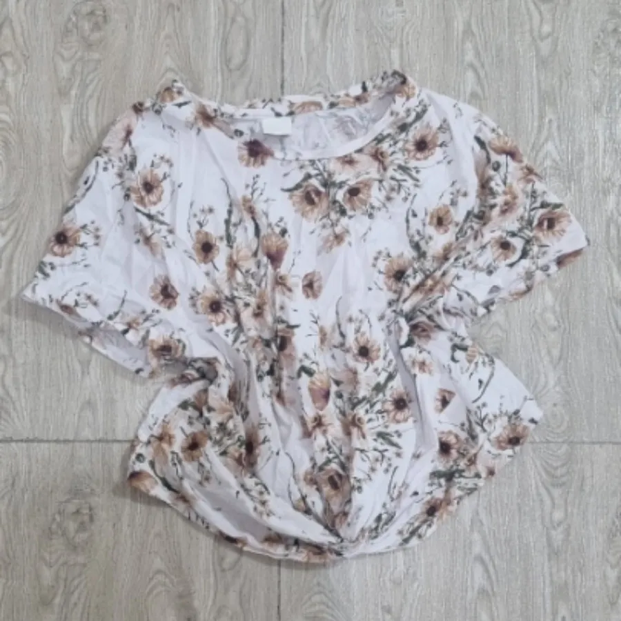 تی شرت با گره ی سرخود