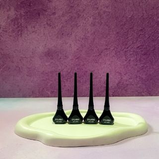 خط چشم کوزه ای ایلاردو