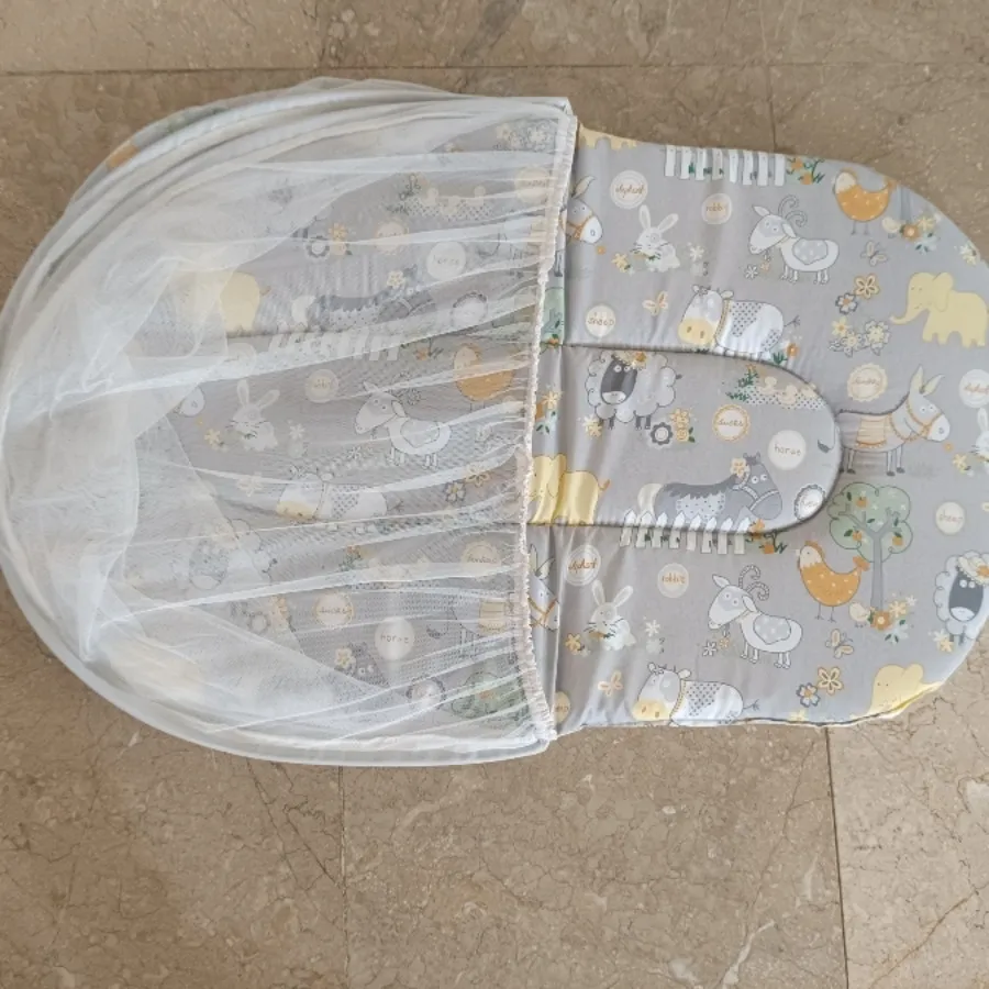 تشک پشه بند دار