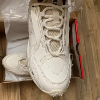 کفش نایک اصل سایز 39