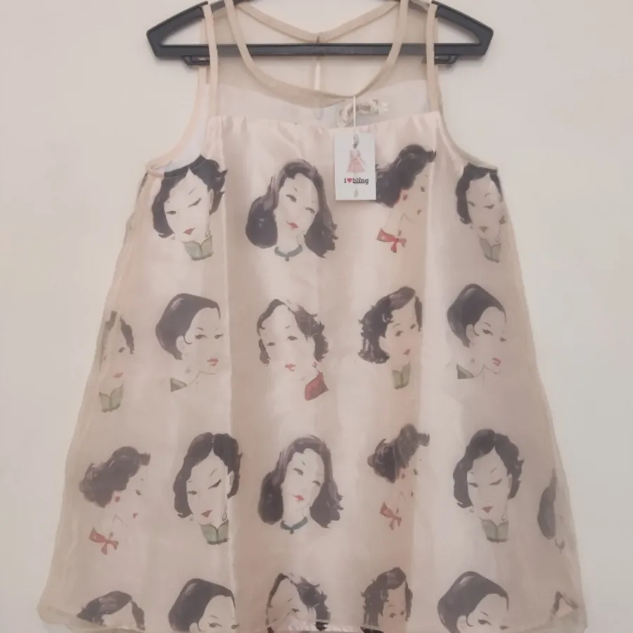 لباس دخترانه