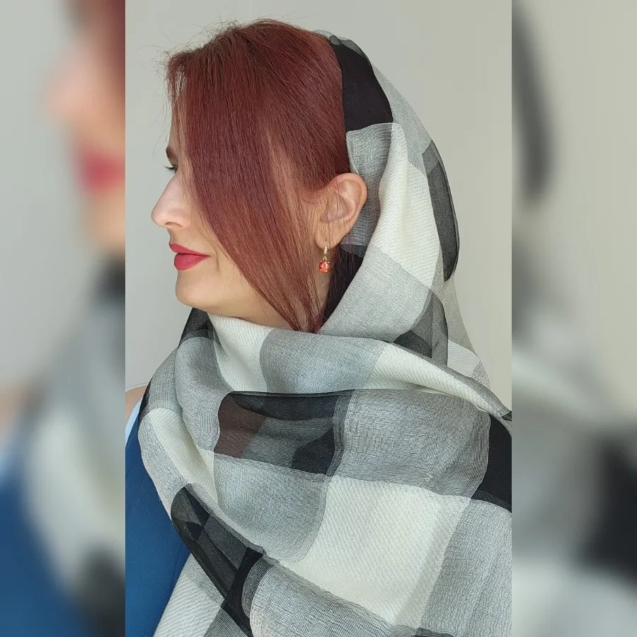 شال چارخونه حریر