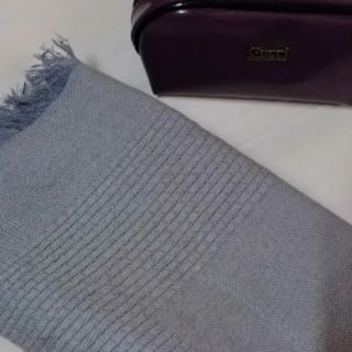روسری پشمی بزرگ
