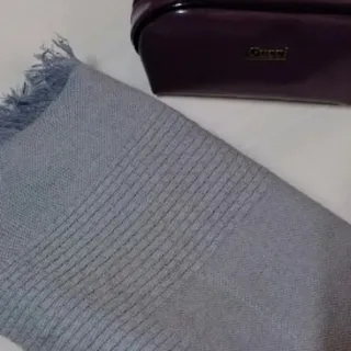 روسری پشمی بزرگ