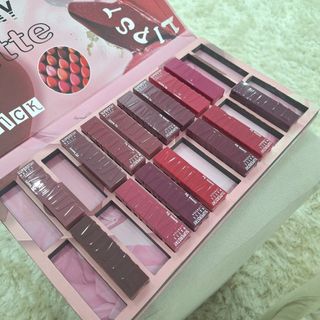 رژ جامد مات