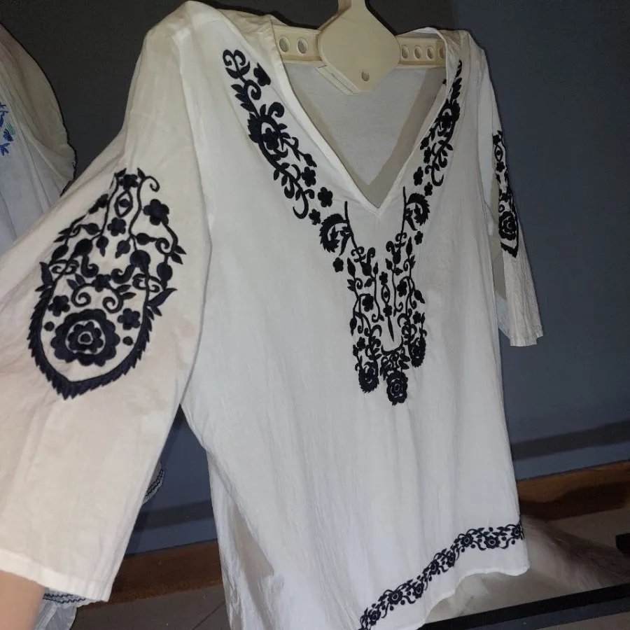 شومیز نخی زنانه