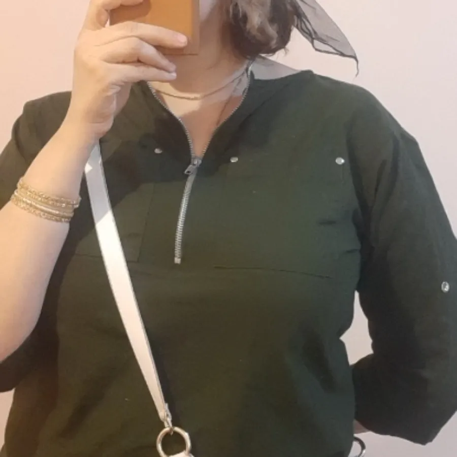 تونیک سبز تیره