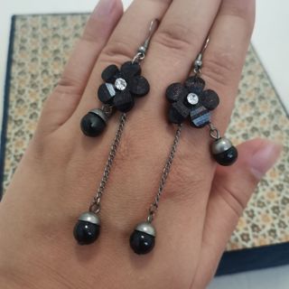 گوشواره مشکی گل شکوفه