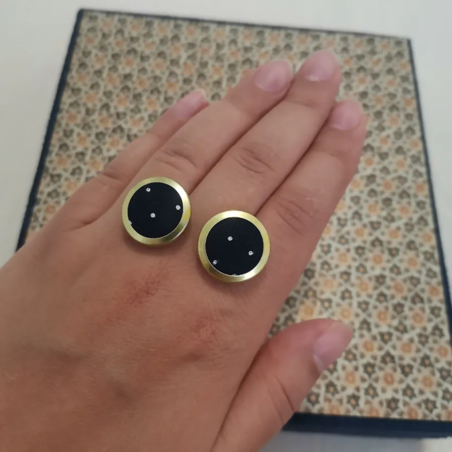 گوشواره سرمه ای خالدار