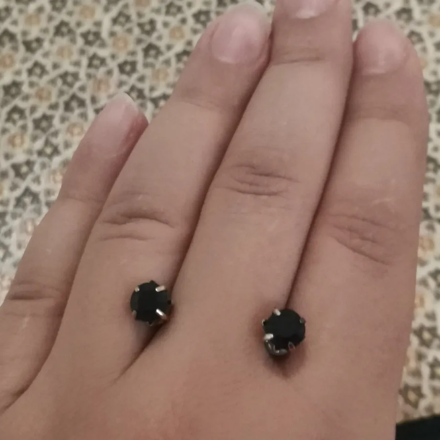 گوشواره نگین سرمه ای