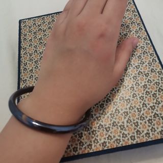 النگو شیشه ای کهربایی