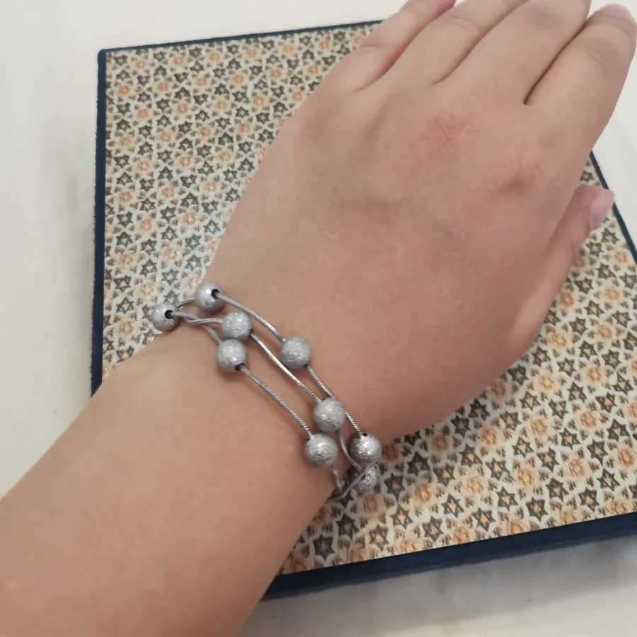 دستبند نقره ای مهره