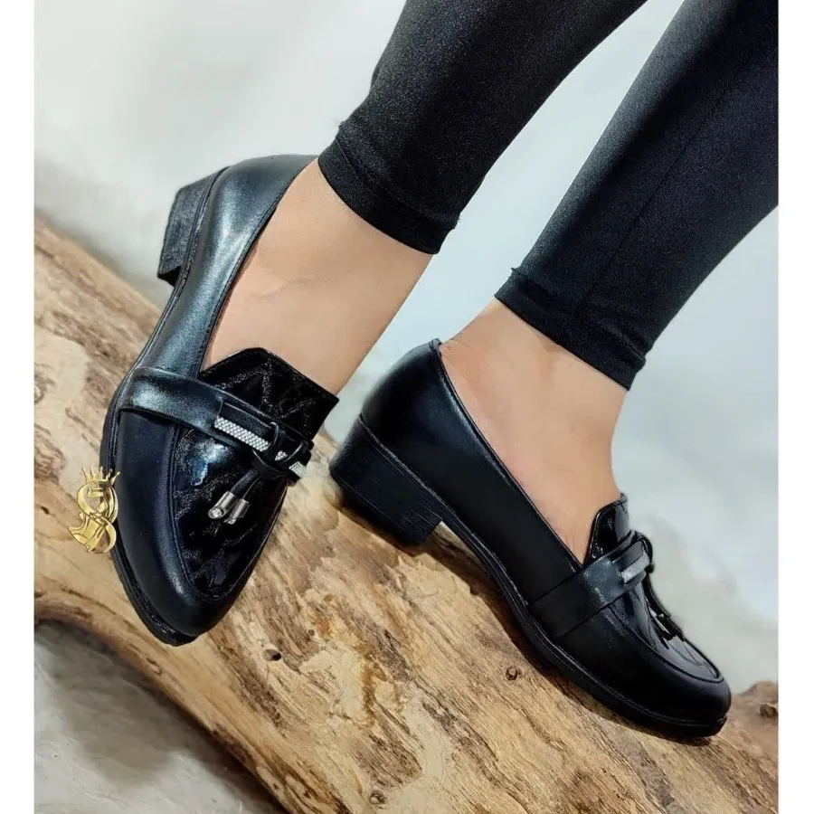 کفش کالج طبی ملورین