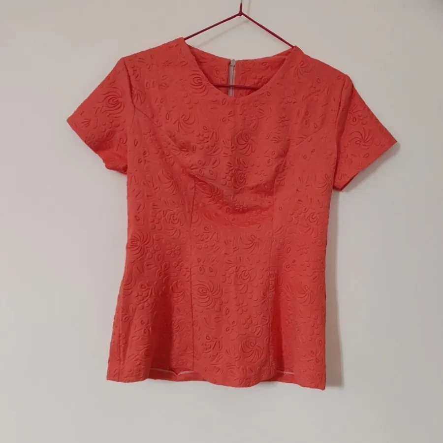 تاپ دخترانه