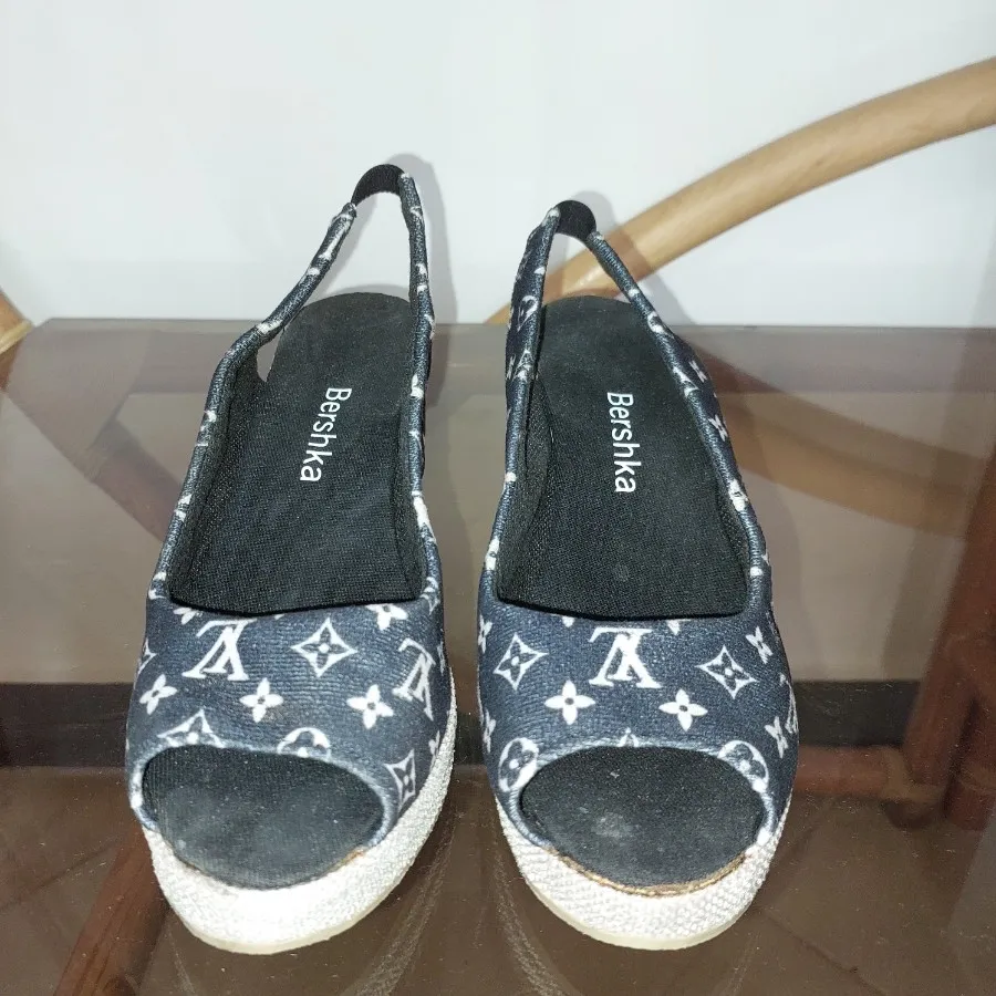 کفش پاشه دار