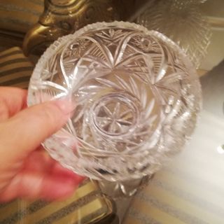 شکلات خوری یا آجیل یانقل