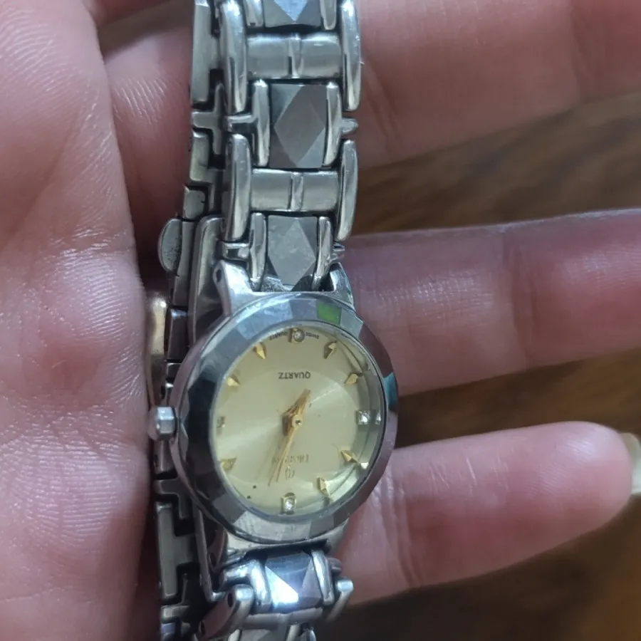 ساعت زنانه برند دیارون