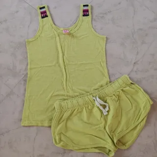 ست تاپ و شلوارک