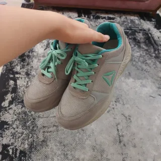 کتونی اسپرت