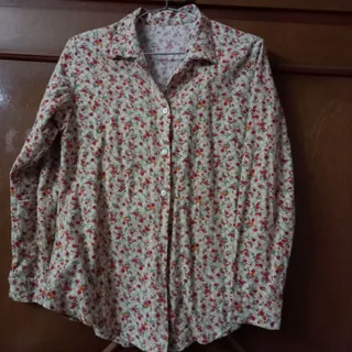 شومیز گل‌گلی