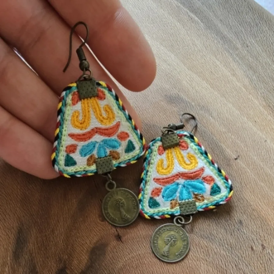 گوشواره سوزندوزی