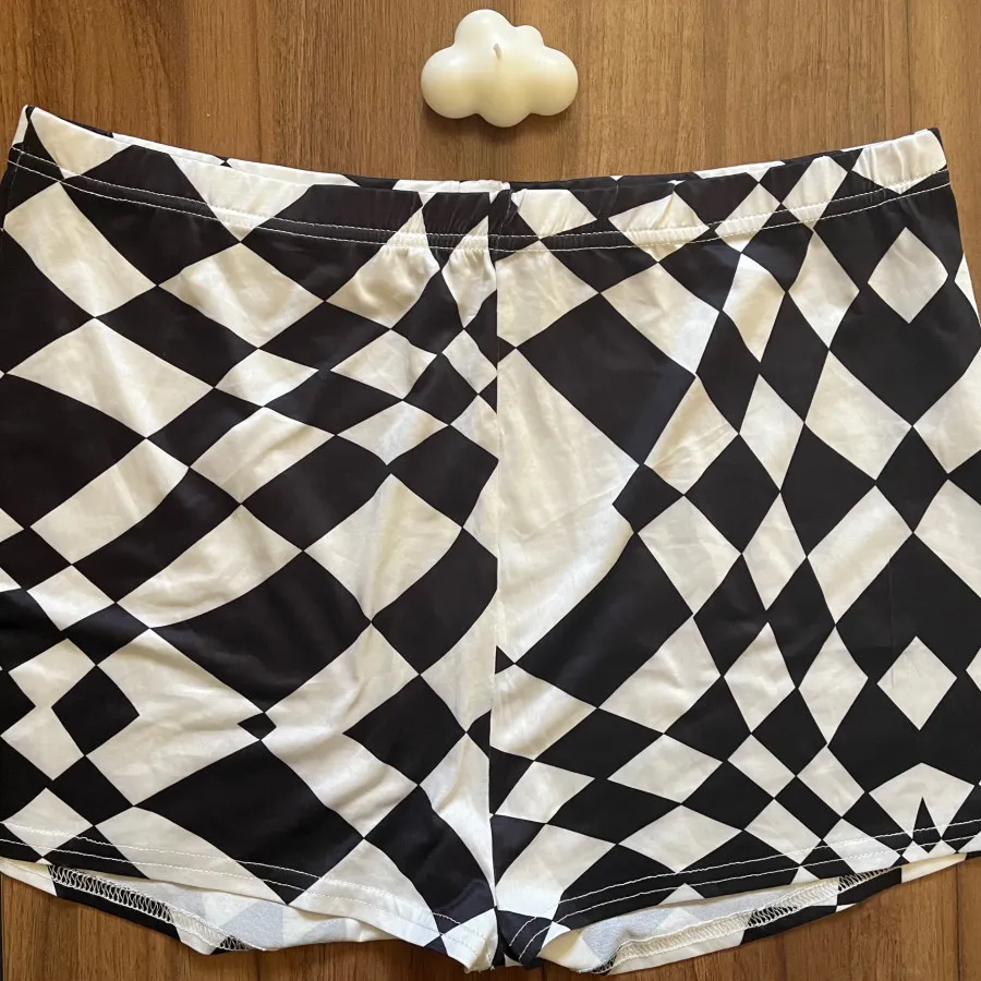 شورتک ورزشی