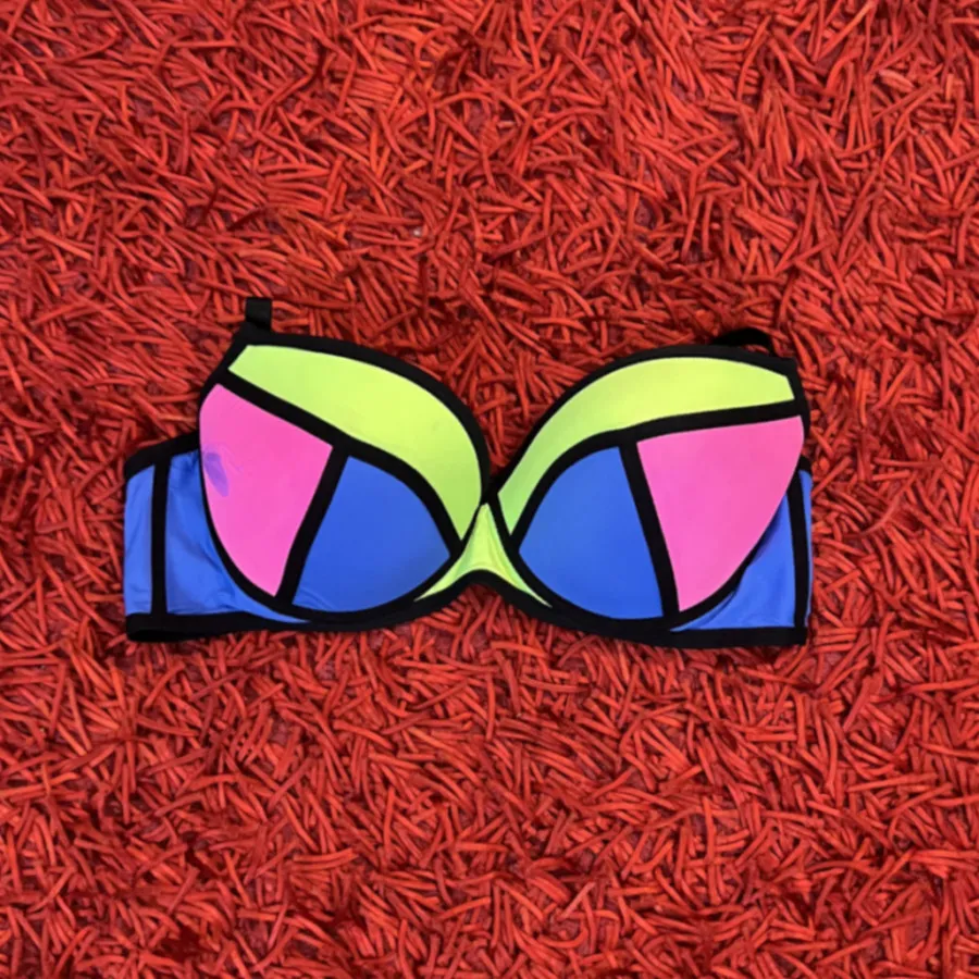 سوتین ویکتوریا  سکرت