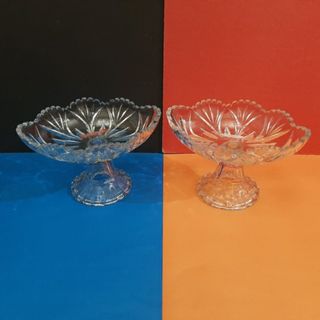 شیرینی خوری پایه دار