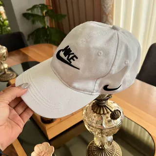 کلاه کپ نایک
