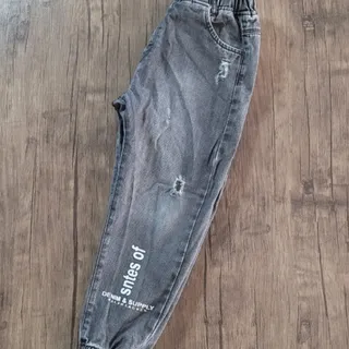 شلوار جین بچگانه