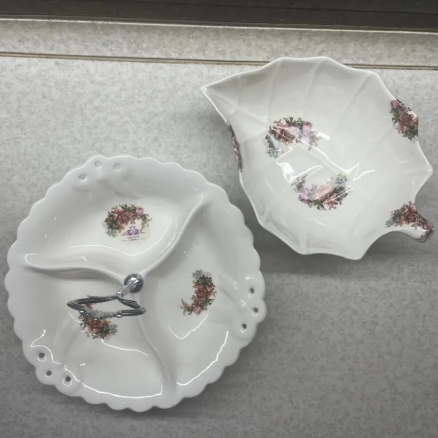 ظرف اردو و کاسه آجیل