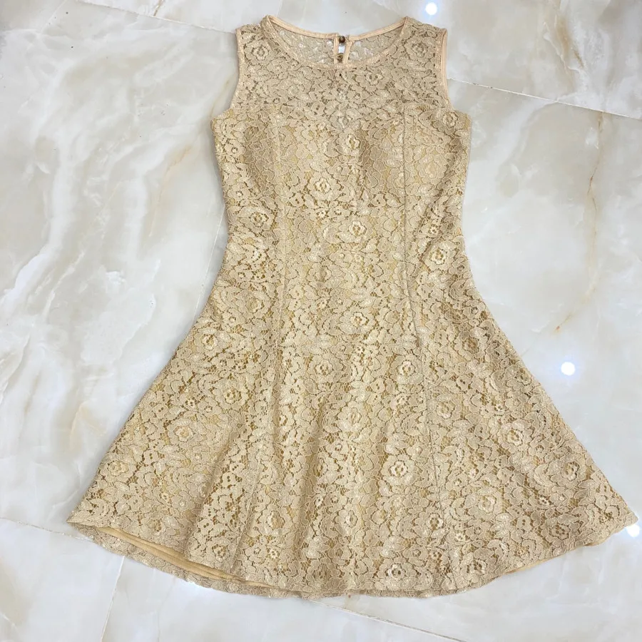 پیراهن گیپور کرم