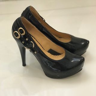 کفش ورنی مجلسی پاشنه بلند