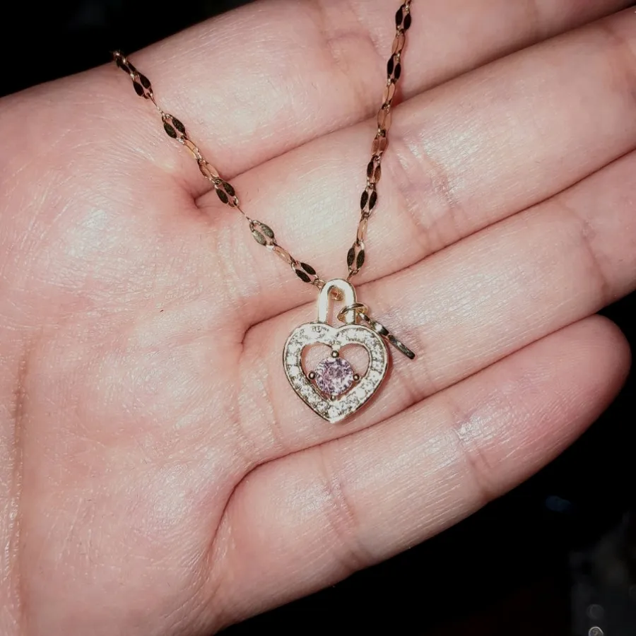 گردنبند قفل قلبی