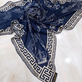 روسری بزرگ