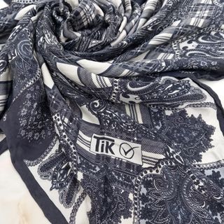 روسری ابریشم