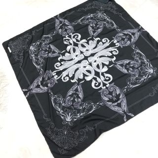 روسری ساتن