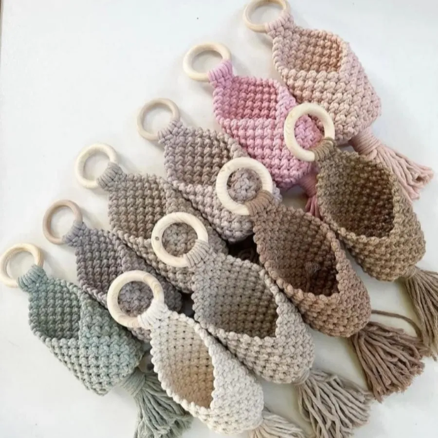 آویز گل لونه ای مکرومه