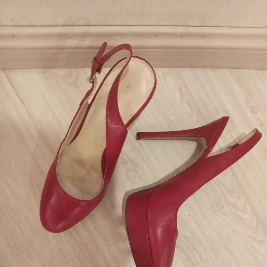 کفش سرخابی چرم کانادایی