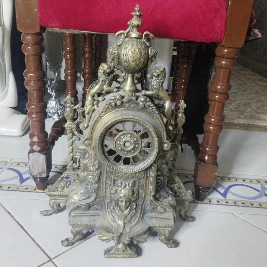 شمایل برنجی قدیمی