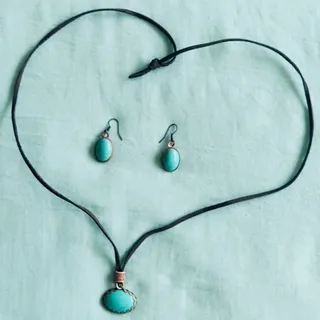 ست گردنبند و گوشواره