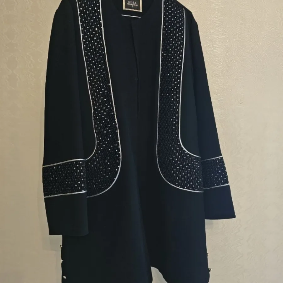 مانتو مشکی کار شده