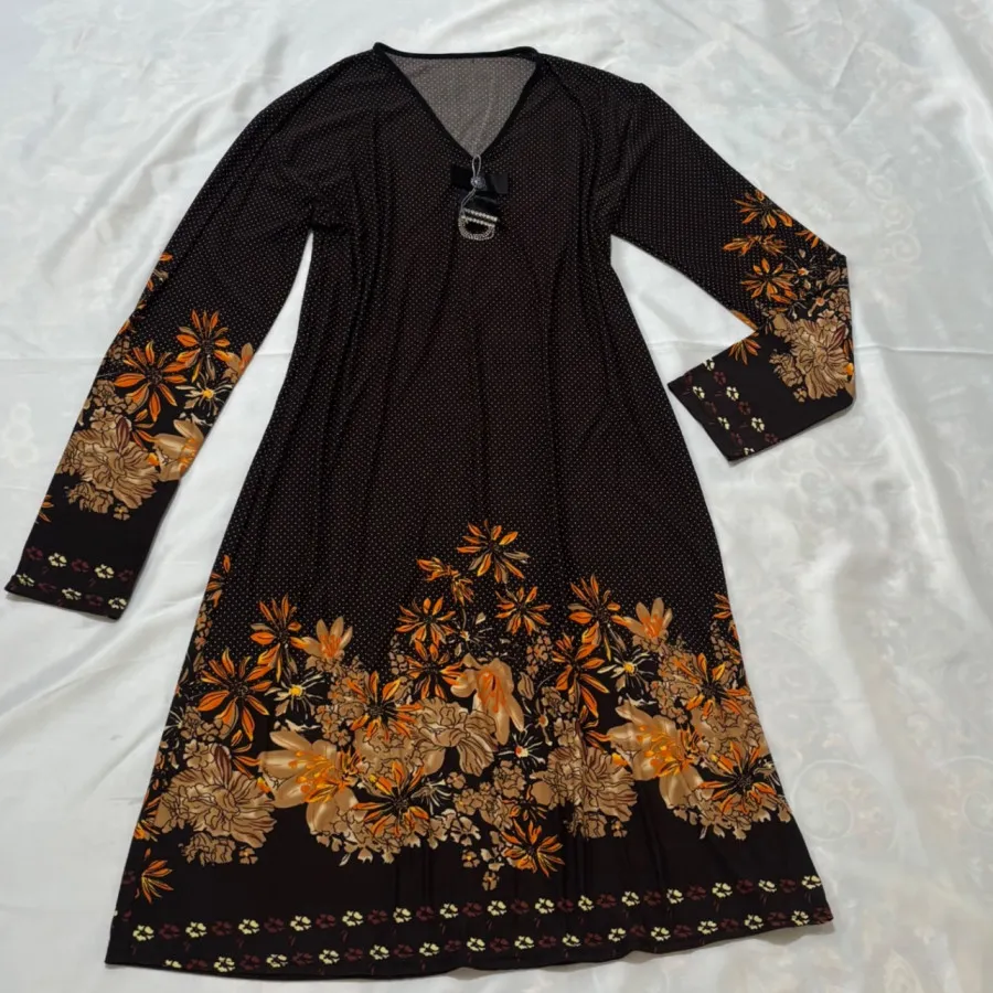 پیراهن گلدار