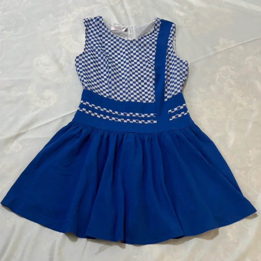 پیراهن عروسکی