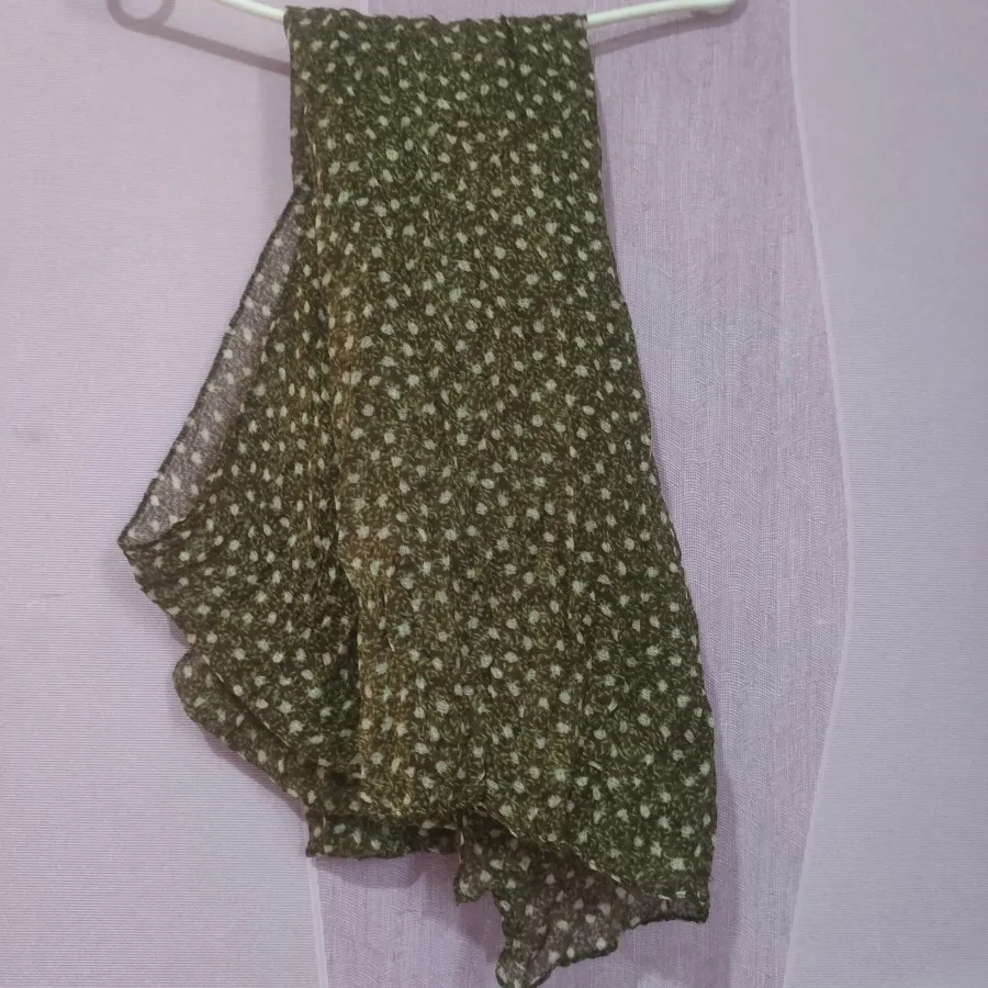 شال زیتونی گلگلی