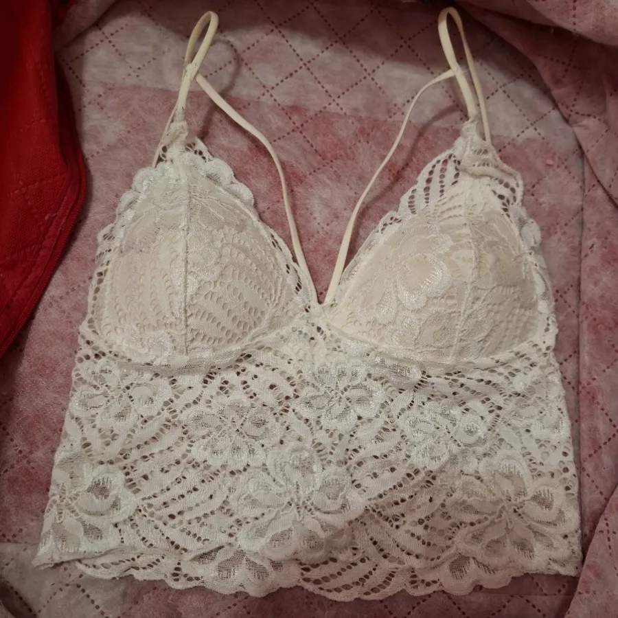 نیم تنه سفید برند پنتی