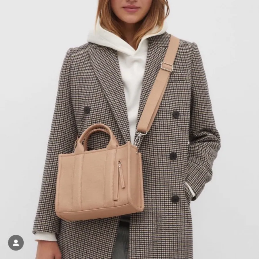 کیف استرا کرم