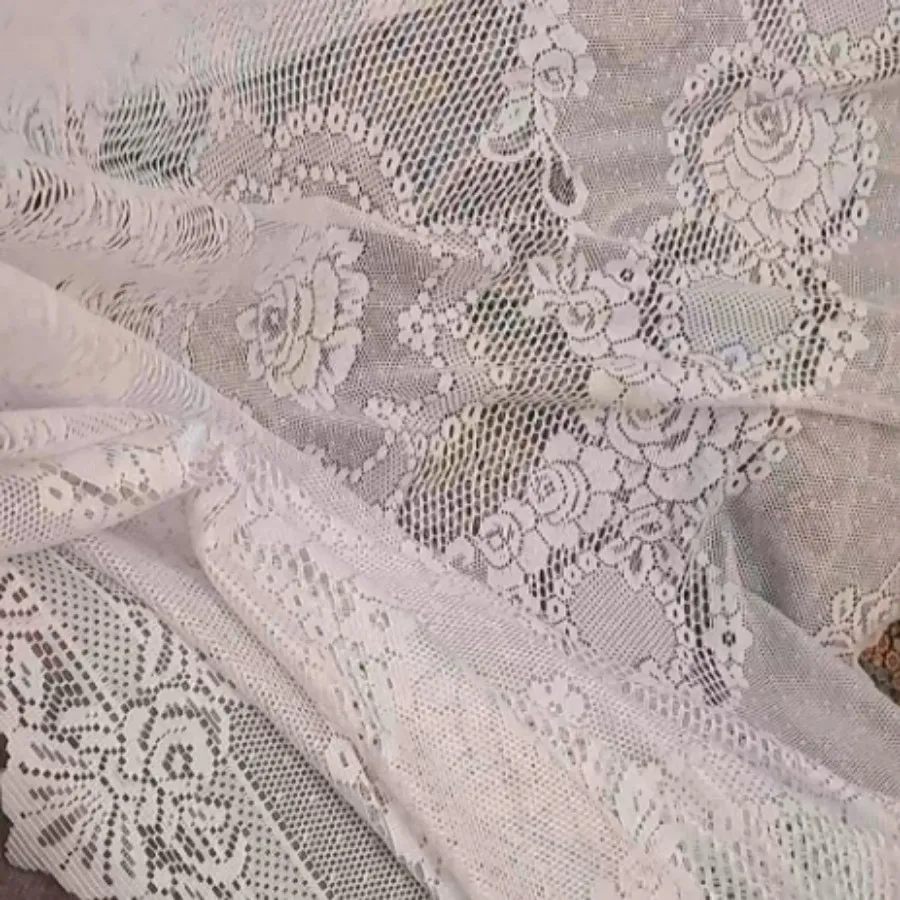 رومیزی تور اطلس