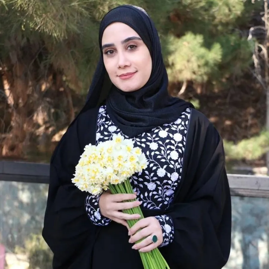 عبا مشکی سوزن دوزی