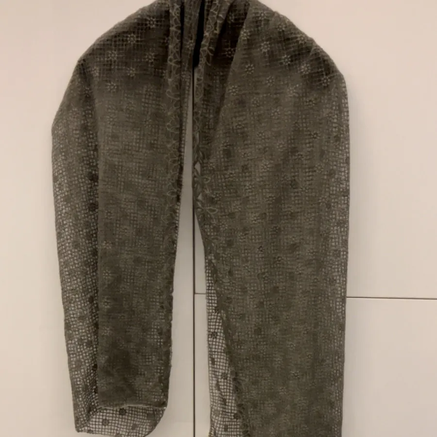 شال قلاب بافی خامه دوز